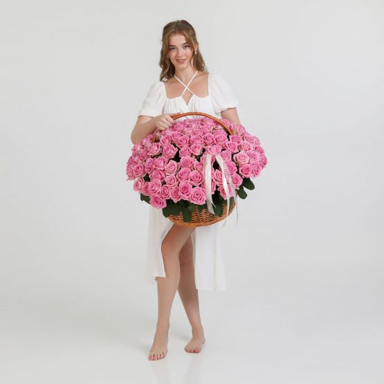 Композиция в корзине "Эсперанс"