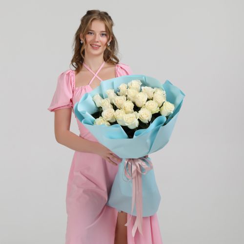 19 Эквадорских роз "Мондиаль"