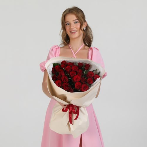 25 Роз Родос 60 см.
